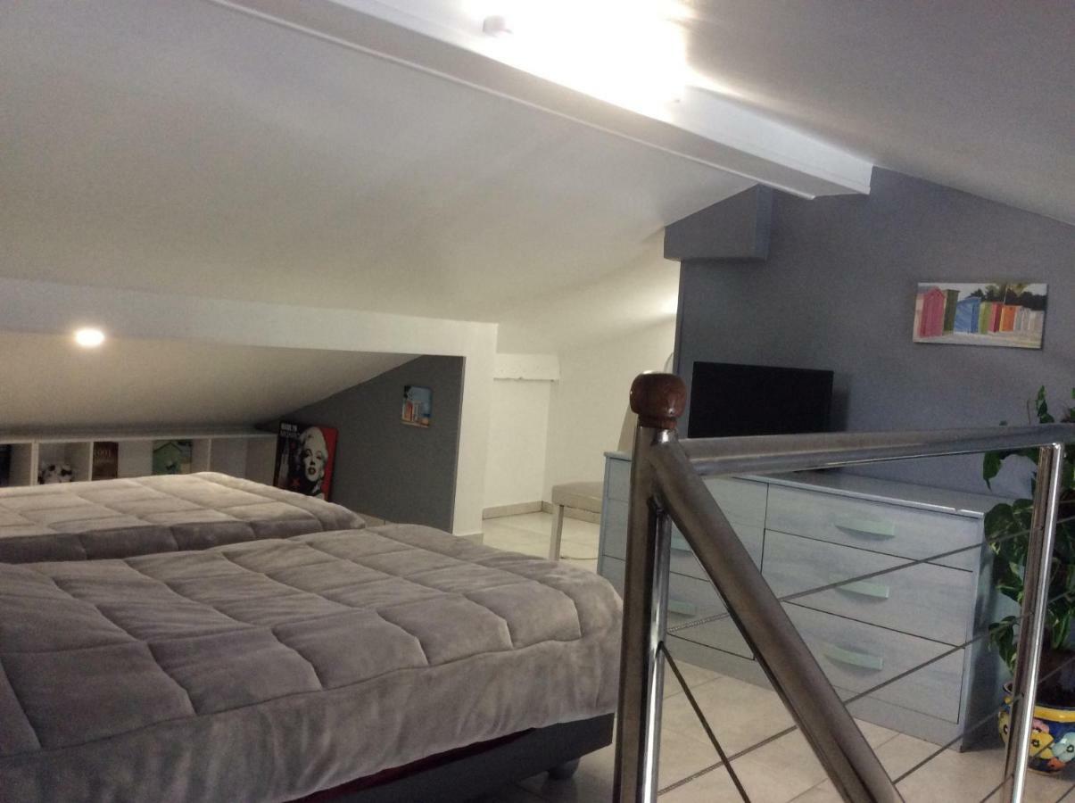 Appartement De Vacances Au 1Er Etage 45M2 Antibes Bagian luar foto